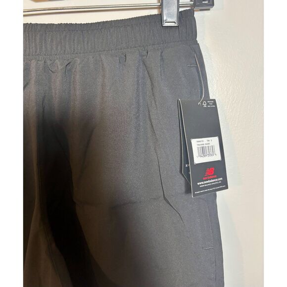 New Balance Men’s Training Shorts Black Size Small NWT Athletic Activewear - Picture 3 of 4